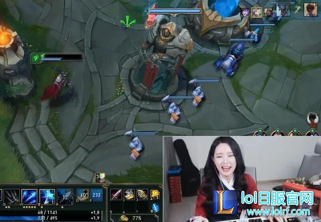 被狮子狗抓哭的lol女主播又来了 直播摔鼠标