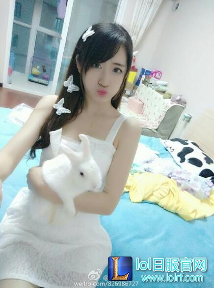 lol洛忧小姐是谁 电竞新晋女神洛忧揭秘