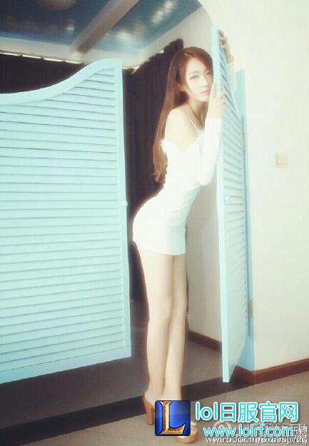 lol洛忧小姐是谁 电竞新晋女神洛忧揭秘