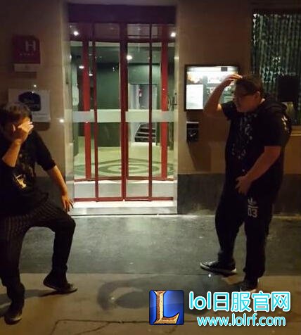 网友爆料：联盟骚猪PDD将跳槽！和王校长签约？