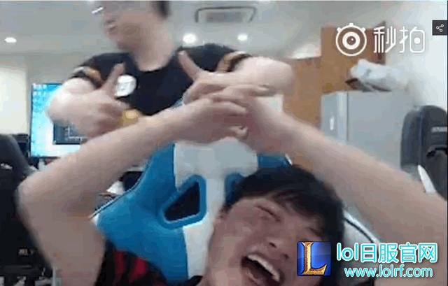 UZI韩服晋级赛失败疯了 队友实力嘲讽惹人笑