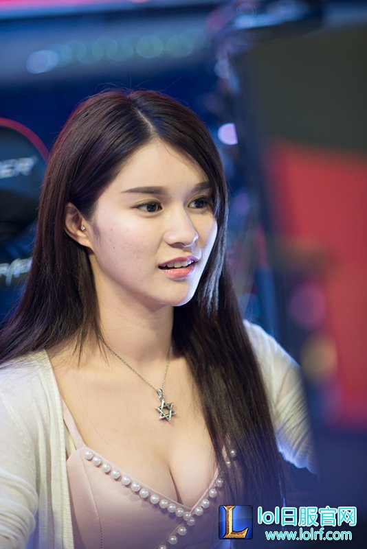 京东游戏妹子杯赛程回顾 女神SOLO火力全开