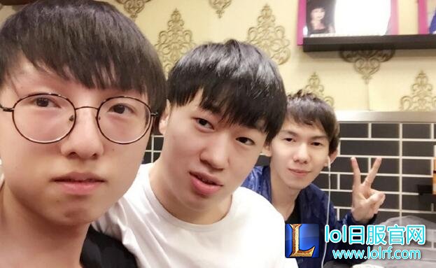 lol小虎在那里直播 RNG小虎直播地址介绍