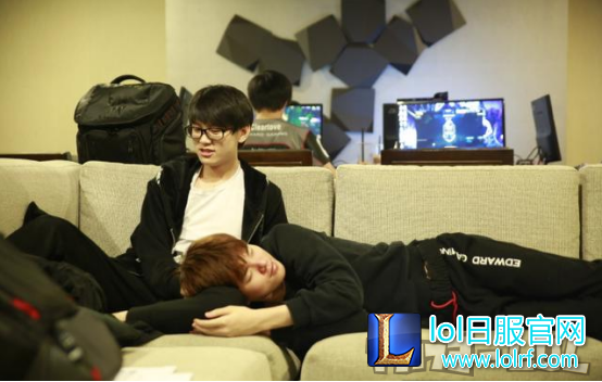 [43]0@2`U@UICM)QDON)VGO.png