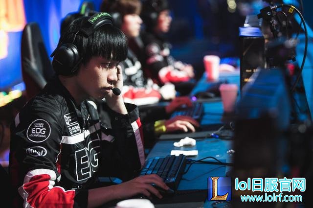 德杯专访阿布：厂长本不想打德杯全明星 没有报价Faker！