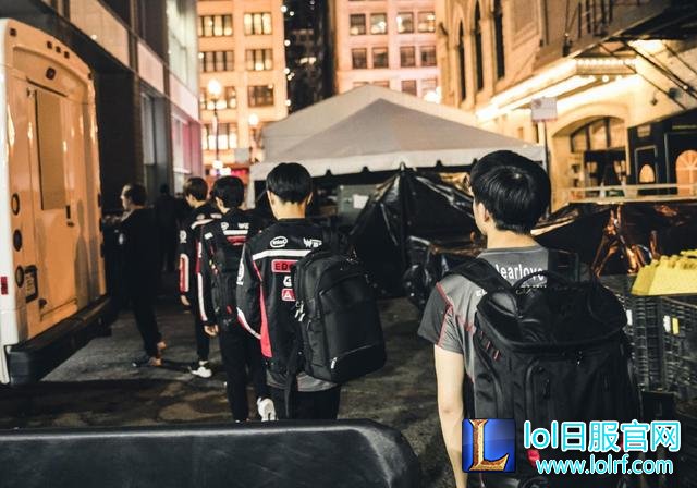 德杯专访阿布：厂长本不想打德杯全明星 没有报价Faker！