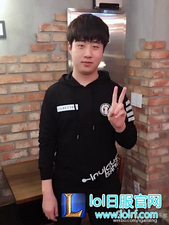 7d2703cdjw1fav3f1kyoqj20ii0onacl_调整大小.jpg