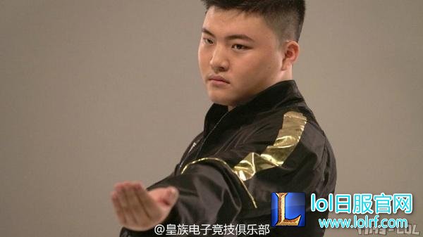 uzi_调整大小.jpg