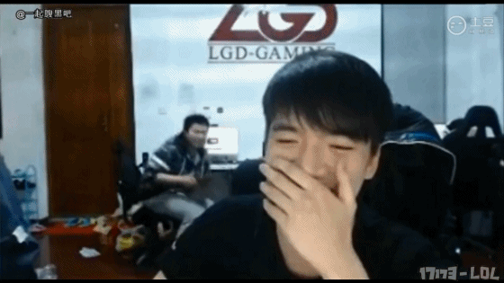 7148546-1hd.mp4_1483446914.gif