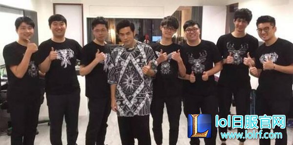 专访J-Team:周杰伦会经常来基地探望