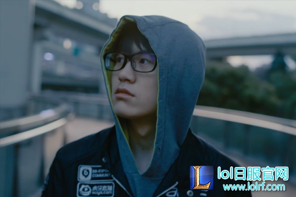 大战一触即发 LPL春季赛宣传片发布