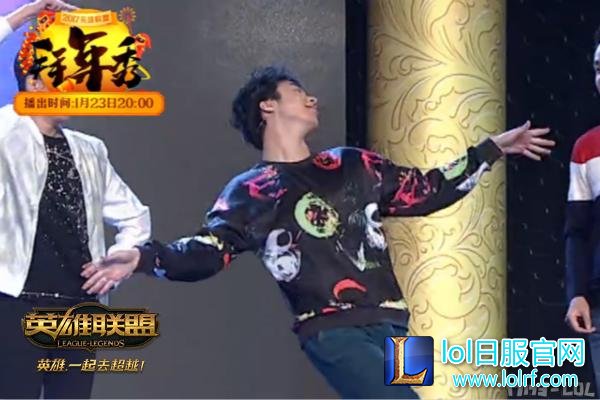 图3：骚男化身美少女战士.jpg