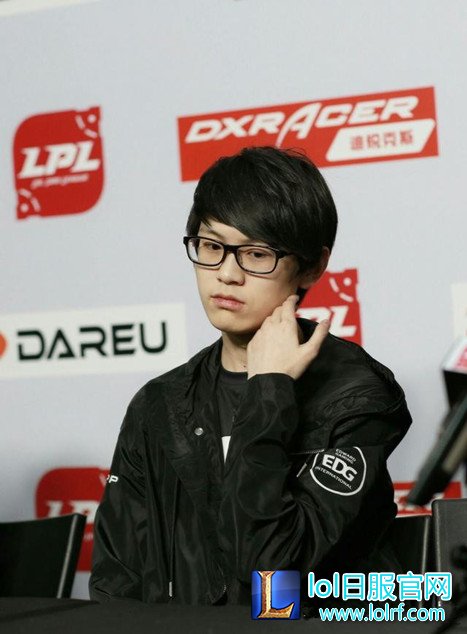 EDG经理爆料:韩援中单签了卖身契