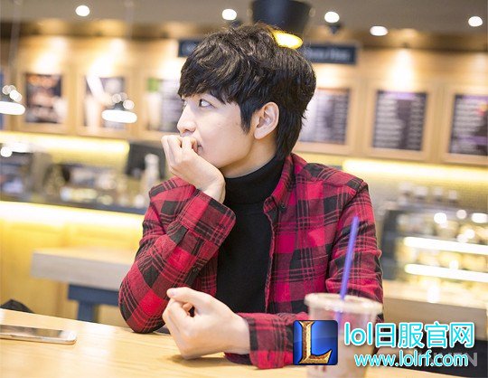 花美男Watch的职业人生 选手背后的故事