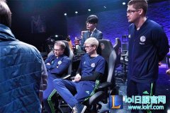 沙尔克04失去晋级资格  但否认卖队谣言,lol日服