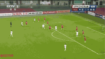 第75分钟，池东沅禁区内无人防守头球攻门，曾诚近距离神扑。