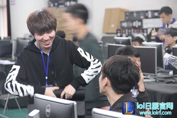 YG下路两人组