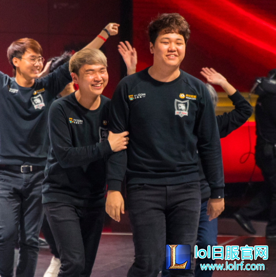 龙珠监督辟谣:下路组合没有转会SNG