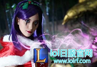 绝美妖姬气质非凡 黑色玫瑰再度回归