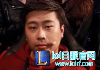 LPL决赛解说公布：五五开搭档Rita小姐姐！