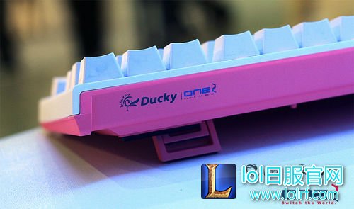 Akko X Ducky发布One 2代产品及鸡年限定版机械键盘