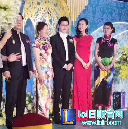 天蚕土豆和LOL女解说结婚？网友：为了拖更也是拼了！
