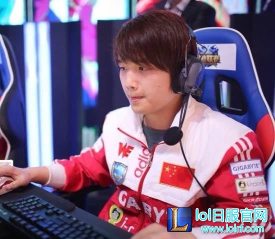 LOL若风受芒果台采访,自封救世主,引发网友众怒!