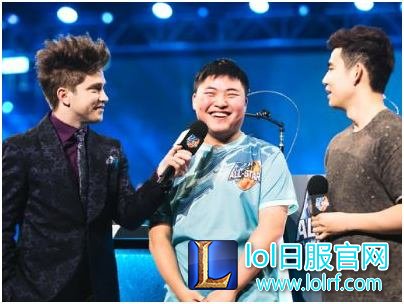 S7首个国服第一：民间大神与Uzi谁更强？