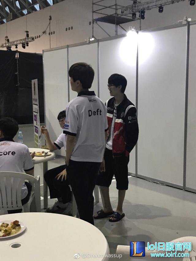 EDG Meiko和Deft再合体,粉丝:一直网恋的网友终于见面了!丨悦竞有料