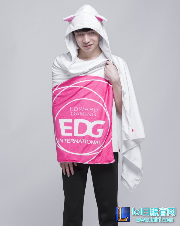 厂长回应祝福：会拼命训练打到鸟巢！