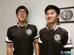 大师兄垃圾话调侃TL： 下周宣布买入SKT,lol日服