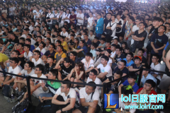 王思聪孟佳现身ChinaJoy PDD若风上演英雄对决,lol日服