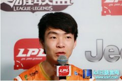 SNG赛后群访：狼行能排到国内上单前三,lol日服