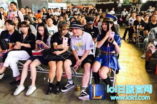 嘻哈届第一潘森!原来小青龙也爱玩LOL