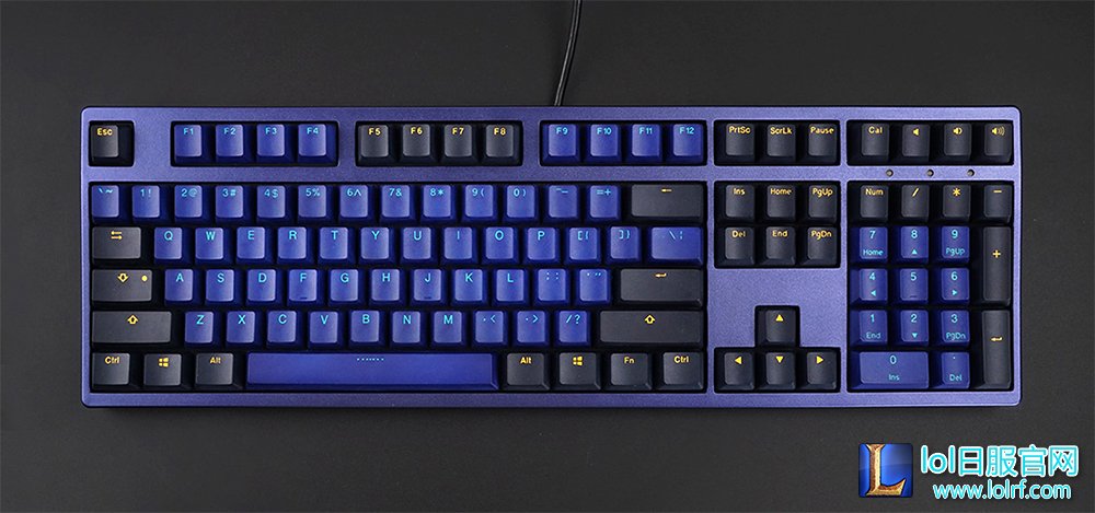 今天你时尚了没 Akko艾酷一周年寄语