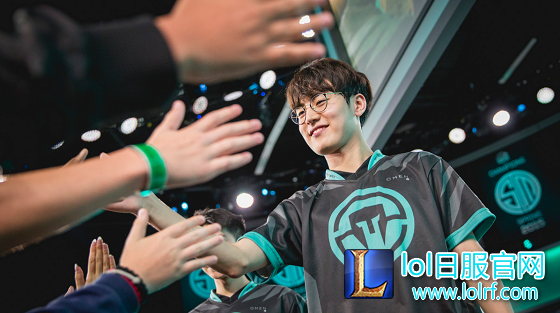 五名中国“弃将”今代表别的赛区杀回S7