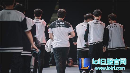 SKT自信满满 不到半决赛不穿新队服
