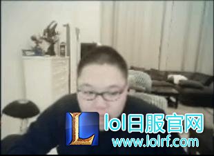 PDD:LOL第二天卸载了三千万人?假的!北京黄牛没崩腾讯先亏惨了