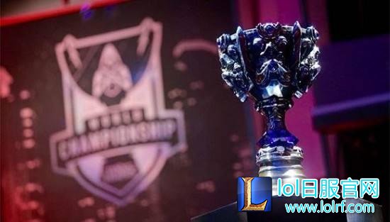 PDD:LOL第二天卸载了三千万人?假的!北京黄牛没崩腾讯先亏惨了