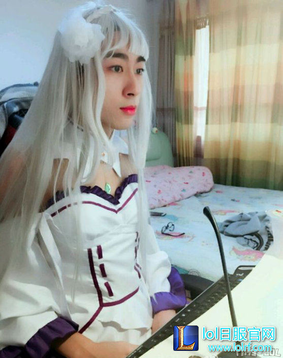 输谁都不能输na?女装诺夏力抗大师兄,lol日服_英雄联盟(lol)日服_lol